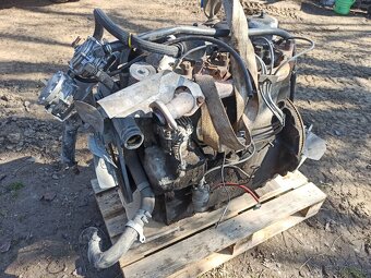 Funkčný motor Zetor desta 7201 - 3