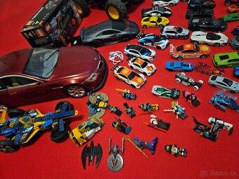 Predám  hračky a tričká - 3