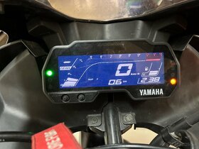 Yamaha YZF R125 - 3