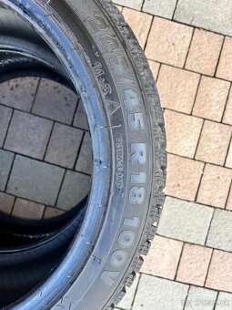 KORMORAN Snow 245/45 R18 100V - 3