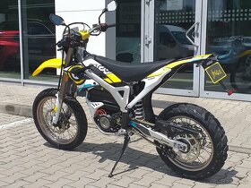 Sur Ron STORM BEE L3e elektrický off-road motocykl - 3
