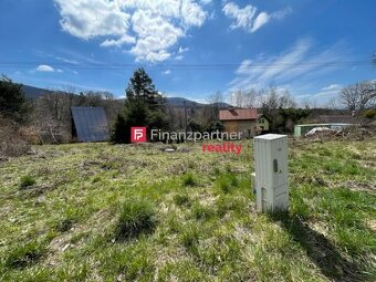 Je to jasné že ide o rekreačný pozemok na Sigorde - voda a e - 3