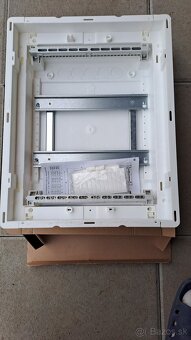 Elektrický Rozvádzač zapustený - 3