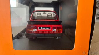 ŠKODA 130LR 1988 červená 1:18 IXO - 3
