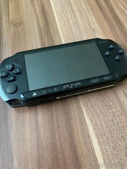 Sony PSP E1004 - 3