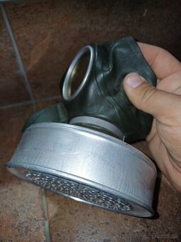 Predám Nemecku plynovú masku z WWII - 3