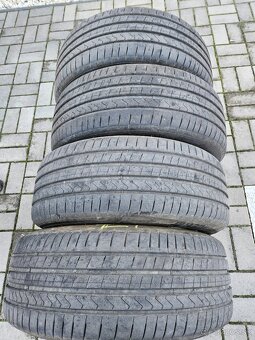 Predám alu disky Audi R17 letné pneu 225/55R17 - 3