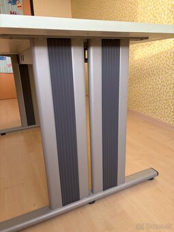 Kancelársky stôl - 3