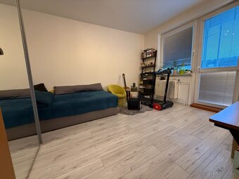 BYT 3+1, 73m², Horný Hričov, Balkón, Klimatizácia, Garáž - 3