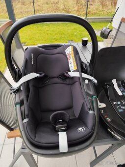 Maxi Cosi Coral + Family Fix 360° - 3
