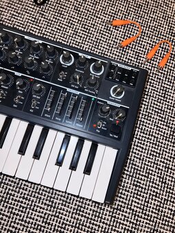 Arturia Microbrute - 3