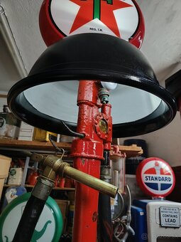 Starý čerpací americký stojan Browser Red Sentry 1921 - 3
