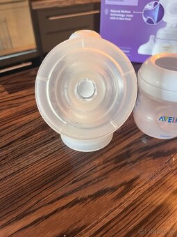 AVENT odsavacka mlieka manualna - 3