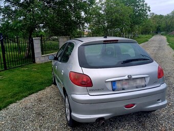 PREDÁM PEUGEOT 206 - 3