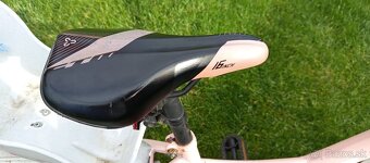 Dievčenský bicykel veľkosť 16 Zn CTM - 3