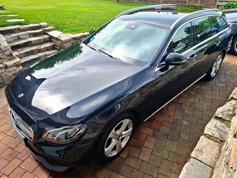 Mercedes E220 D 4matic 143kW - 3