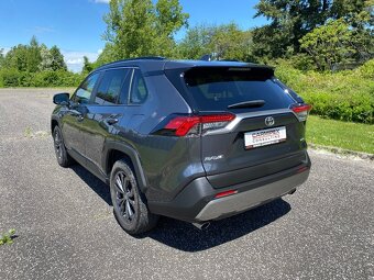 TOYOTA RAV4 2,0 129kW - 3