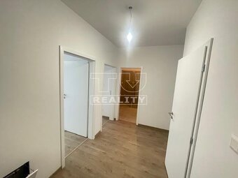 PREDANÝ - 3 IZBOVÝ BYT VO VYHĽADÁVANEJ LOKALITE - ZELENÉ... - 3