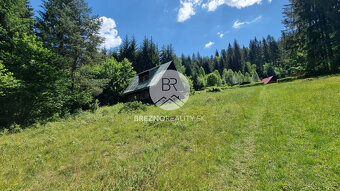Rekreačný pozemok s drevenicou – Hronec - príroda, výhľady, - 3