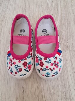 Papučky č.19 (VD 12cm) Nové - 3
