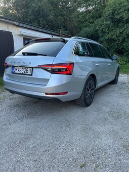 ŠKODA SUPERB COMBI 2.0TDI M6 - 3