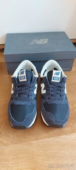 Tmavomodré tenisky New Balance 36 / Nové - 3