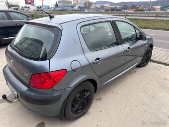 Peugeot 307 - 3