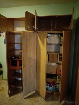 Skriňa - 3