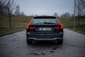 Volvo V90 D4 Cross Country, MANUÁL, VZDUCH - 3