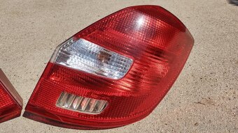 ŠKODA FABIA 2 Kombi Zadné svetlá - 3