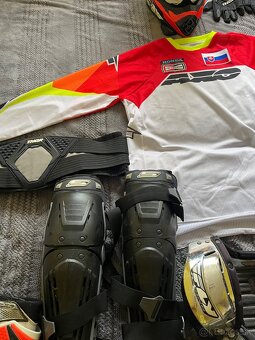 Perám výstroj na motorku - 3