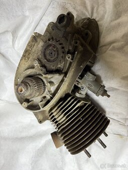 Motor jawa 250/353 - 3
