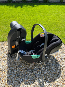Cybex Aton B2 i-size + Base One základňa - 3