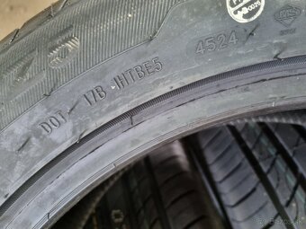 Letné SUV 235/50R19 - 3