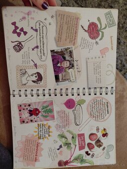 Kniha, spoločenská hra, postavičky, a iné - 3