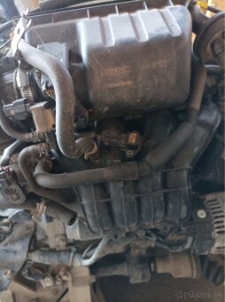 Predám motor Suzuki Ignis - 3