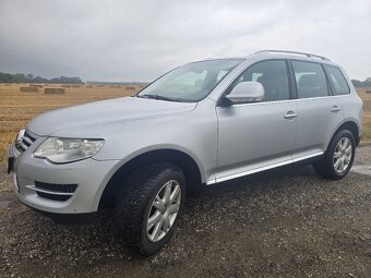 VW Tuareg 2.5L 6kvalt manuál android auto - 3