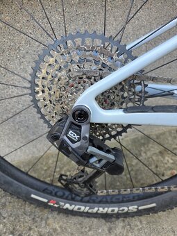 Trek Supercaliber 9.7 L 2025 - 3