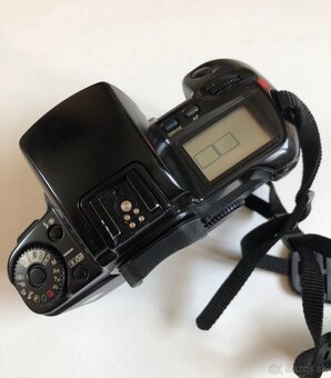 Canon EOS 100 35mm EF zrkadlovka - 3