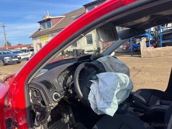 SKODA OCTAVIA 2 na náhradné diely ND - 3