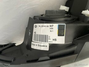 Svetlá Mercedes-Benz ML 163 - 3