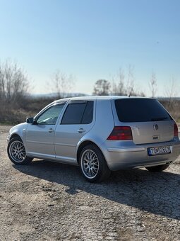 Volkswagen Golf 1.9 TDI 4motion - 3