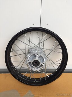Nové koleso na moto-R14 - 3
