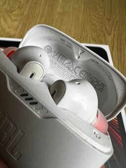 JBL Tune 230NC TWS biele + stuple /SUPER CENA/ - 3
