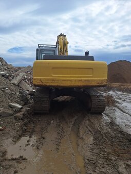 New Holland E305 - 3