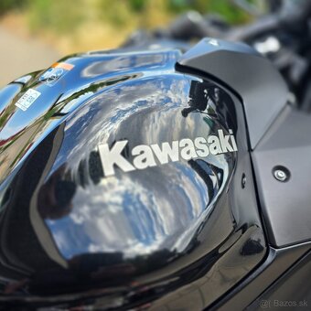 Kawasaki Ninja 650 2025 čierna - 3