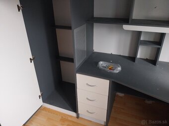 Postel zo stolom - 3