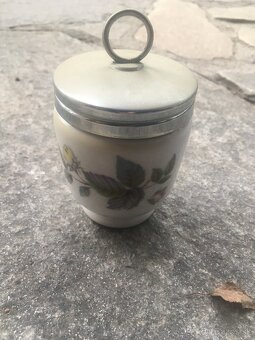 Porcelanova doza - 3