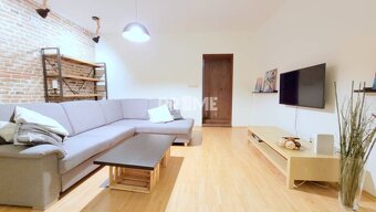 JEDINEČNÝ 2i byt, REKONŠTRUKCIA, Hviezdoslavovo námestie, St - 3