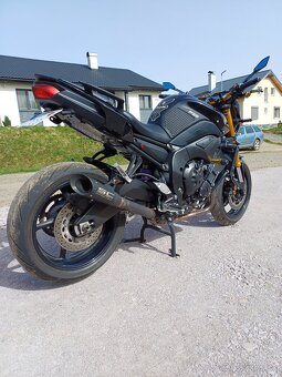 Yamaha FZ8 - 3